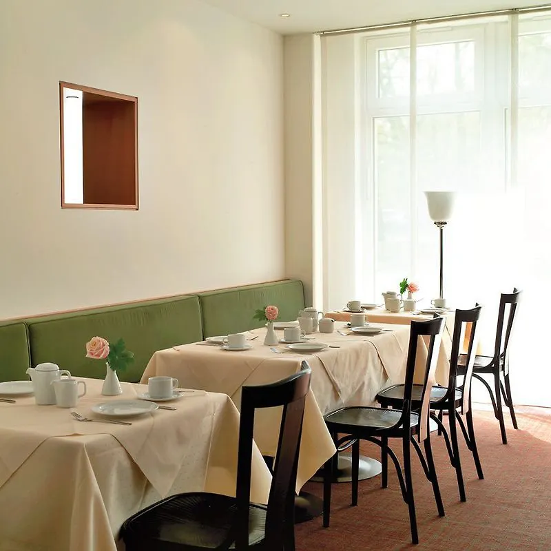Nh Collection Hamburg City Aparthotel